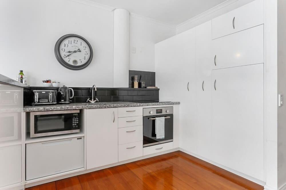 Funky One Bedroom Apartment On Princes Wharf Auckland Ngoại thất bức ảnh